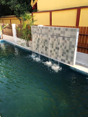 Thai- American Home with swimming pool